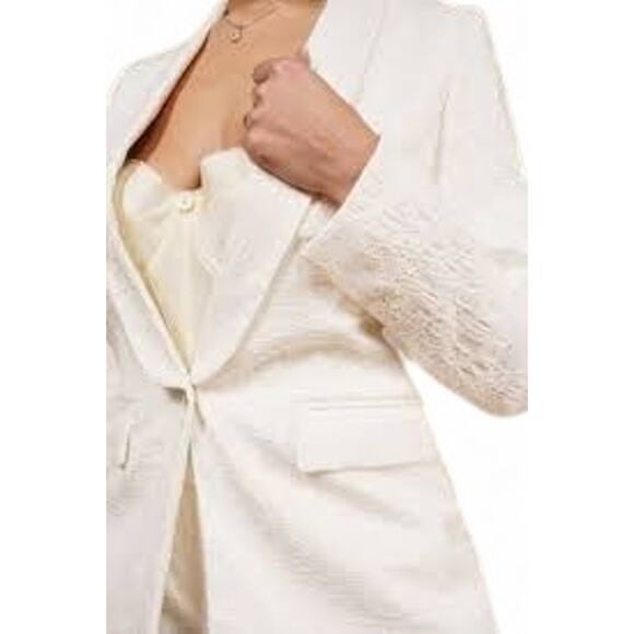 Jacqueline CONOIR | 2 / S| brocade Turlington blazer Textured One Button Ivory - Picture 1 of 8